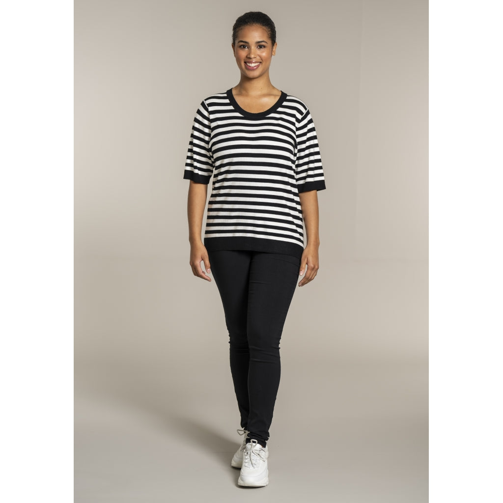 Sandgaard Helsinki - T-shirt - Stripes T-Shirt Black/Offwhite